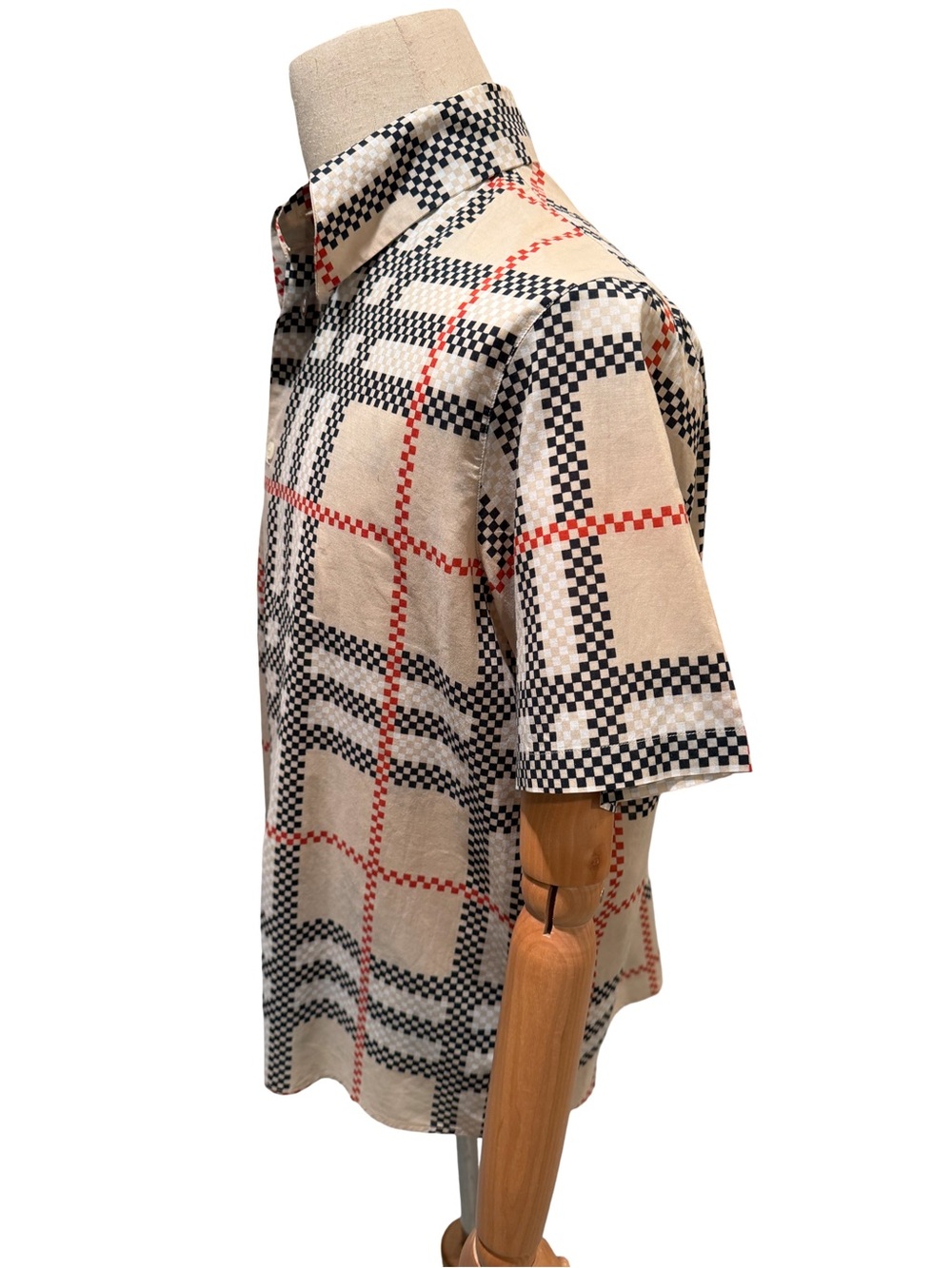 Burberry VTG Sz M Classic Beige Checked Short-Sleeve Button-Up Shirt (0921) - Picture 5 of 11